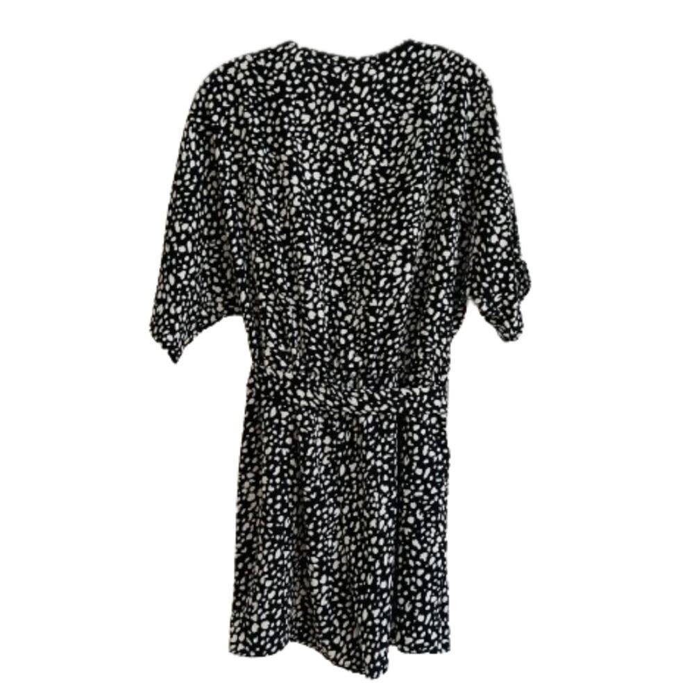 Pretty Garden Romper Black White Print V-Neck 1/2 Sleeve Belted Pocket Large NEW - Picture 5 of 13